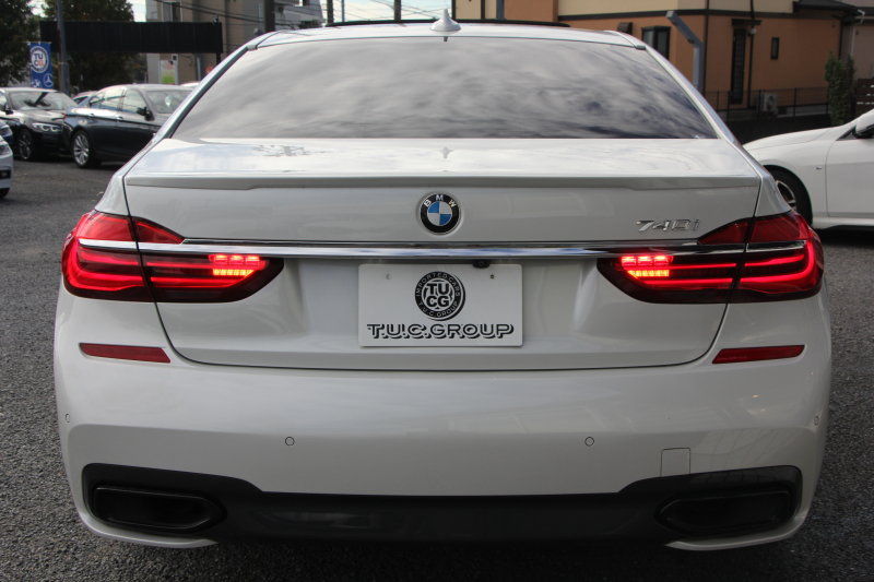 BMW 7シリーズ 740i Mｽﾎﾟｰﾂ 真珠色 ﾚｰｻﾞｰﾗｲﾄ ｻﾝﾙｰﾌ ｺﾆｬｯｸﾚｻﾞｰ ﾏｯｻｰｼﾞ&ﾍﾞﾝﾁﾚｰｼｮﾝ 追従ACC HUD ﾀｯﾁ画面HDDﾅﾋﾞTV 360度ｶﾒﾗ 全ﾄﾞｱｿﾌﾄｸﾛｰｽﾞ20AW 全席ﾋｰﾀｰ ｽﾃｱﾘﾝｸﾞｻﾎﾟｰﾄ ｵｰﾄﾊｲﾋﾞｰﾑ 2年保証