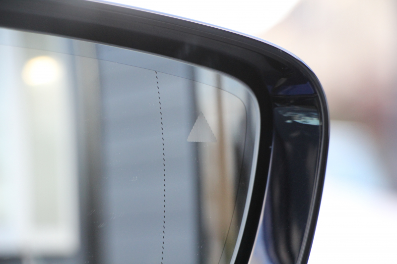 BMW 3シリーズ 330i Mｽﾎﾟｰﾂ ｲﾉﾍﾞｰｼｮﾝ&ﾊｲﾗｲﾝ 1ｵ-ﾅ 高出力 258馬力 ﾚｰｻﾞｰﾗｲﾄ HUD ｼﾞｪｽﾁｬｰC ﾋｰﾀｰ付ﾍﾞｰｼﾞｭﾚｻﾞｰ ﾗﾝﾊﾞｰｻﾎﾟｰﾄ ﾌﾙｾｸﾞTV Pｱｼｽﾄﾌﾟﾗｽ 360度ｶﾒﾗ 後退ｱｼｽﾄ 第7世代iﾄﾞﾗｲﾌﾞHDDﾅﾋﾞApplecarplay 追従ACC ｽﾃｱﾘﾝｸﾞｻﾎﾟｰﾄ 2年保証