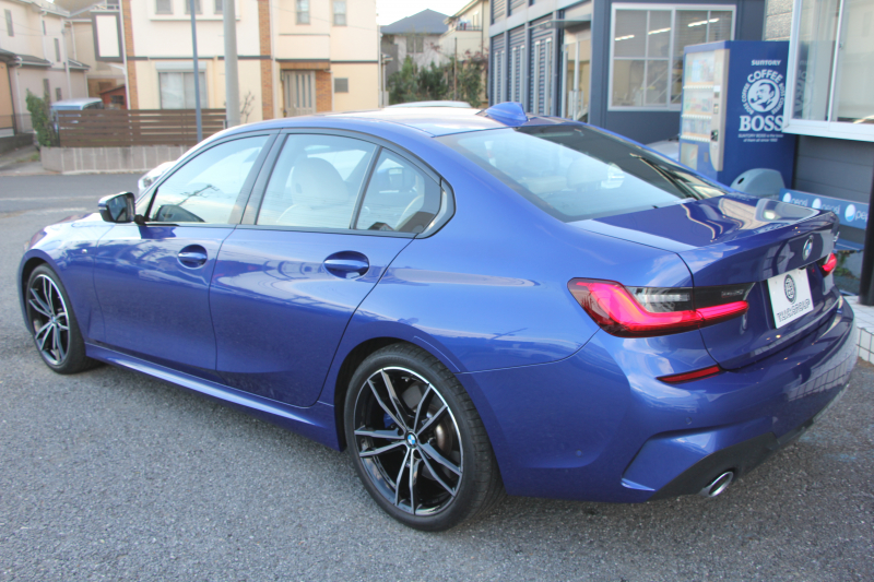 BMW 3シリーズ 330i Mｽﾎﾟｰﾂ ｲﾉﾍﾞｰｼｮﾝ&ﾊｲﾗｲﾝ 1ｵ-ﾅ 高出力 258馬力 ﾚｰｻﾞｰﾗｲﾄ HUD ｼﾞｪｽﾁｬｰC ﾋｰﾀｰ付ﾍﾞｰｼﾞｭﾚｻﾞｰ ﾗﾝﾊﾞｰｻﾎﾟｰﾄ ﾌﾙｾｸﾞTV Pｱｼｽﾄﾌﾟﾗｽ 360度ｶﾒﾗ 後退ｱｼｽﾄ 第7世代iﾄﾞﾗｲﾌﾞHDDﾅﾋﾞApplecarplay 追従ACC ｽﾃｱﾘﾝｸﾞｻﾎﾟｰﾄ 2年保証