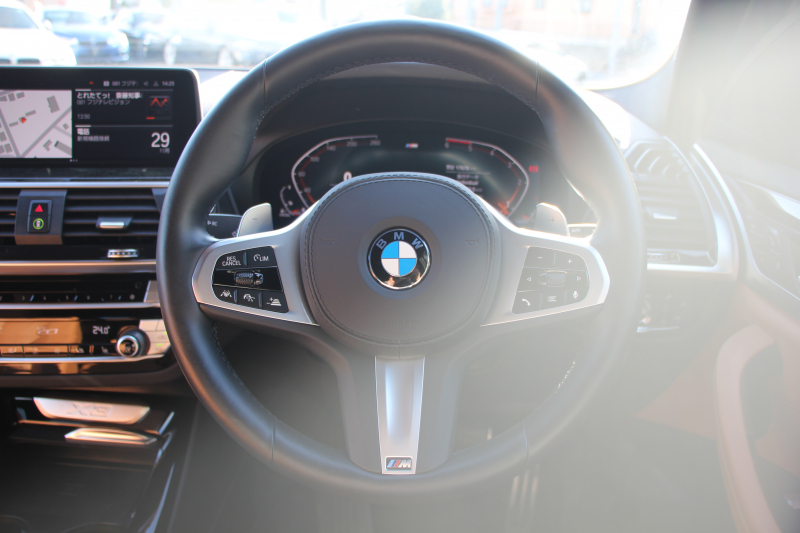 BMW X3 Xdrive20d Mｽﾎﾟｰﾂ ﾊｲﾗｲﾝ 変更後ｲﾝﾃﾘｱ BMWﾗｲﾌﾞｺｯｸﾋﾟｯﾄ Applecarplay対応 ｺﾆｬｯｸﾚｻﾞｰ ﾘｱｼｰﾄ可倒調整 ｱﾝﾋﾞｴﾝﾄﾗｲﾄ HUD 追従ACC ｽﾃｱﾘﾝｸﾞｻﾎﾟｰﾄ LEDﾍｯﾄﾞﾗｲﾄ 電動ﾄﾗﾝｸ 360度ｶﾒﾗ 2年保証