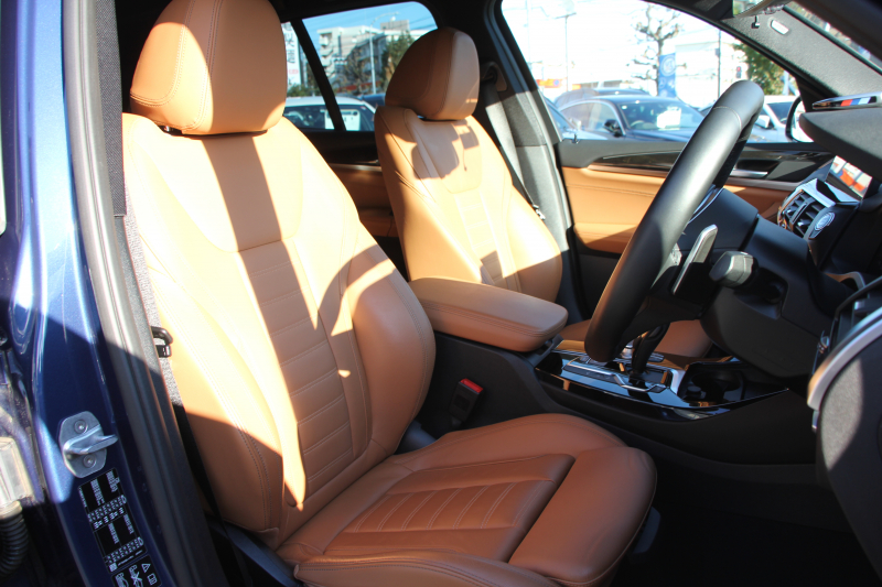 BMW X3 Xdrive20d Mｽﾎﾟｰﾂ ﾊｲﾗｲﾝ 変更後ｲﾝﾃﾘｱ BMWﾗｲﾌﾞｺｯｸﾋﾟｯﾄ Applecarplay対応 ｺﾆｬｯｸﾚｻﾞｰ ﾘｱｼｰﾄ可倒調整 ｱﾝﾋﾞｴﾝﾄﾗｲﾄ HUD 追従ACC ｽﾃｱﾘﾝｸﾞｻﾎﾟｰﾄ LEDﾍｯﾄﾞﾗｲﾄ 電動ﾄﾗﾝｸ 360度ｶﾒﾗ 2年保証