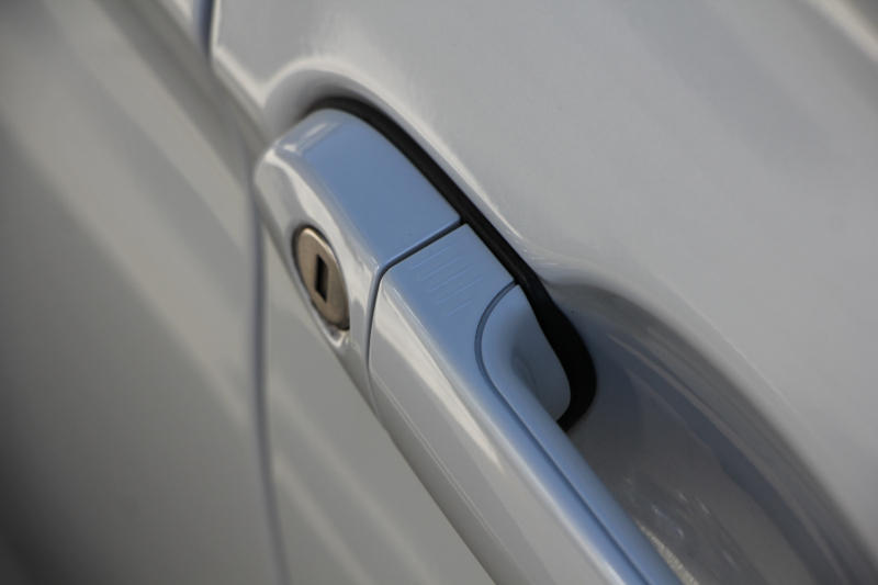 BMW 3シリーズ 320d ﾗｸﾞｼﾞｭｱﾘｰ 最終ﾓﾃﾞﾙ 真珠色 新ｴﾝｼﾞﾝ ﾀｯﾁﾊﾟﾈﾙ対応ﾅﾋﾞﾋｰﾀｰ黒革 LEDﾍｯﾄﾞﾗｲﾄ&ﾃｰﾙ 追従ACC ﾚｰﾝﾁｪﾝｼﾞ警告 衝突軽減ﾌﾞﾚｰｷ ﾀｯﾁﾊﾟｯﾄﾞ対応HDDﾅﾋﾞBluetooth接続 Bｶﾒﾗ ｽﾏｰﾄｷｰ 新ﾙｰﾑﾐﾗｰ 2年保証