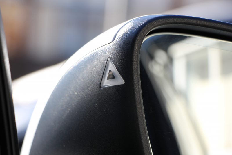 BMW 3シリーズ 320d ﾗｸﾞｼﾞｭｱﾘｰ 最終ﾓﾃﾞﾙ 真珠色 新ｴﾝｼﾞﾝ ﾀｯﾁﾊﾟﾈﾙ対応ﾅﾋﾞﾋｰﾀｰ黒革 LEDﾍｯﾄﾞﾗｲﾄ&ﾃｰﾙ 追従ACC ﾚｰﾝﾁｪﾝｼﾞ警告 衝突軽減ﾌﾞﾚｰｷ ﾀｯﾁﾊﾟｯﾄﾞ対応HDDﾅﾋﾞBluetooth接続 Bｶﾒﾗ ｽﾏｰﾄｷｰ 新ﾙｰﾑﾐﾗｰ 2年保証