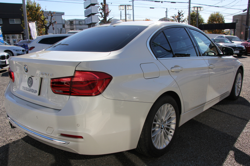 BMW 3シリーズ 320d ﾗｸﾞｼﾞｭｱﾘｰ 最終ﾓﾃﾞﾙ 真珠色 新ｴﾝｼﾞﾝ ﾀｯﾁﾊﾟﾈﾙ対応ﾅﾋﾞﾋｰﾀｰ黒革 LEDﾍｯﾄﾞﾗｲﾄ&ﾃｰﾙ 追従ACC ﾚｰﾝﾁｪﾝｼﾞ警告 衝突軽減ﾌﾞﾚｰｷ ﾀｯﾁﾊﾟｯﾄﾞ対応HDDﾅﾋﾞBluetooth接続 Bｶﾒﾗ ｽﾏｰﾄｷｰ 新ﾙｰﾑﾐﾗｰ 2年保証