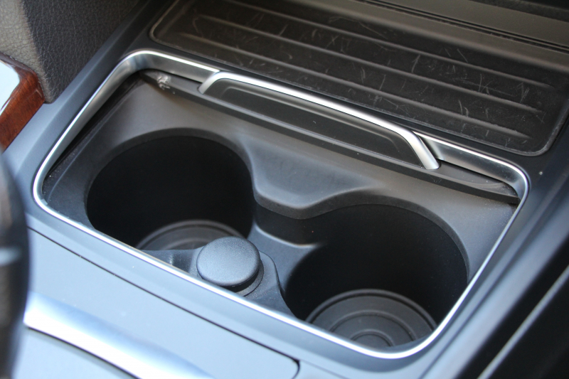 BMW 3シリーズ 320d ﾗｸﾞｼﾞｭｱﾘｰ 最終ﾓﾃﾞﾙ 真珠色 新ｴﾝｼﾞﾝ ﾀｯﾁﾊﾟﾈﾙ対応ﾅﾋﾞﾋｰﾀｰ黒革 LEDﾍｯﾄﾞﾗｲﾄ&ﾃｰﾙ 追従ACC ﾚｰﾝﾁｪﾝｼﾞ警告 衝突軽減ﾌﾞﾚｰｷ ﾀｯﾁﾊﾟｯﾄﾞ対応HDDﾅﾋﾞBluetooth接続 Bｶﾒﾗ ｽﾏｰﾄｷｰ 新ﾙｰﾑﾐﾗｰ 2年保証