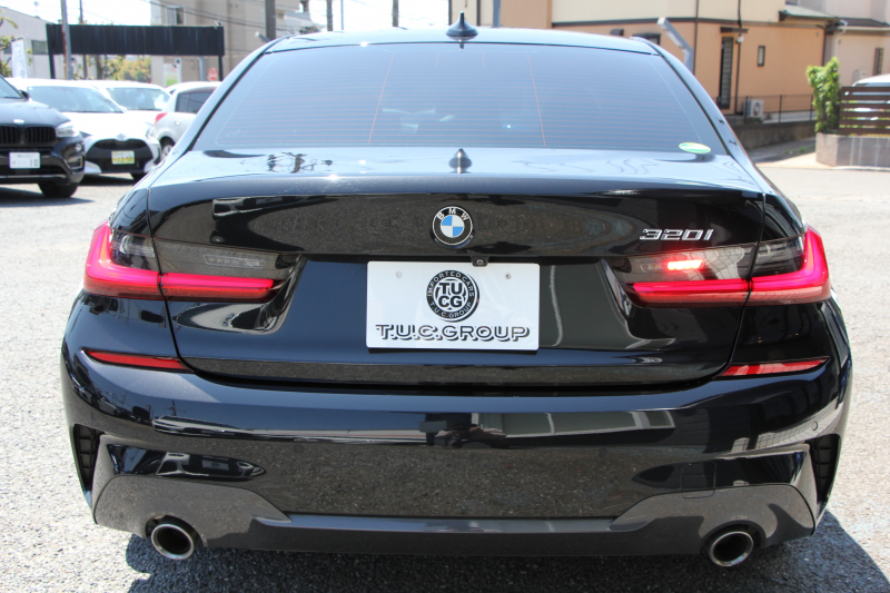 BMW 3シリーズ 320i Mｽﾎﾟｰﾂ ﾊｲﾗｲﾝ&ｺﾝﾌｫｰﾄP ｺﾆｬｯｸﾚｻﾞｰ ｼｰﾄﾋｰﾀｰ ﾗﾝﾊﾞｰｻﾎﾟｰﾄ 360度ｶﾒﾗ 追従ACC ｽﾃｱﾘﾝｸﾞｻﾎﾟｰﾄ BMWﾗｲﾌﾞｺｯｸﾋﾟｯﾄﾞApplecarplay対応 ﾀｯﾁﾊﾟﾈﾙHDDﾅﾋﾞ電動ﾄﾗﾝｸ 後退ｱｼｽﾄ DｱｼｽﾄPRO 2年保証