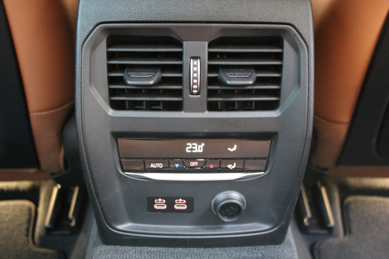 BMW 3シリーズ 320i Mｽﾎﾟｰﾂ ﾊｲﾗｲﾝ&ｺﾝﾌｫｰﾄP ｺﾆｬｯｸﾚｻﾞｰ ｼｰﾄﾋｰﾀｰ ﾗﾝﾊﾞｰｻﾎﾟｰﾄ 360度ｶﾒﾗ 追従ACC ｽﾃｱﾘﾝｸﾞｻﾎﾟｰﾄ BMWﾗｲﾌﾞｺｯｸﾋﾟｯﾄﾞApplecarplay対応 ﾀｯﾁﾊﾟﾈﾙHDDﾅﾋﾞ電動ﾄﾗﾝｸ 後退ｱｼｽﾄ DｱｼｽﾄPRO 2年保証