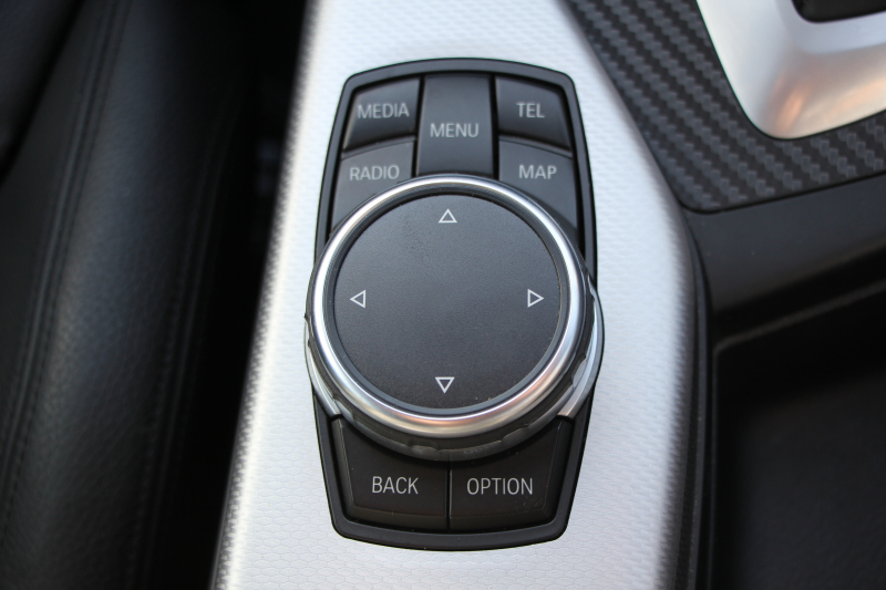 BMW 2シリーズ M235i ｸｰﾍﾟ1ｵﾅ 直6ﾀｰﾎﾞ326馬力 ﾋｰﾀｰ黒革 ｱﾀﾞﾌﾟﾃｨﾌﾞMｻｽ 専用ﾌﾞﾚｰｷ ﾌﾙｾｸﾞTV Bｶﾒﾗ&ﾘｱPDC 衝突軽減ﾌﾞﾚｰｷ 車線逸脱警告 歩行者警告 ﾌﾞﾚｰｷ付ｸﾙｺﾝ HDDﾅﾋﾞBluetooth接続 ｽﾏｰﾄｷｰ 18AW 2年保証