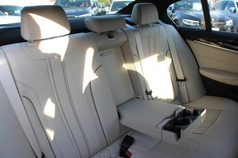 BMW 5シリーズ 523d Xdrive Mｽﾎﾟｰﾂ EDｼﾞｮｲﾌﾟﾗｽ 4WD LCI後期 ﾌｪｲｽﾘﾌﾄ後 1ｵｰﾅ ｱｲﾎﾞﾘｰﾚｻﾞｰ ﾊｰﾏﾝｶｰﾄﾞﾝｻﾗｳﾝﾄﾞ4ｿﾞｰﾝｴｱｺﾝ BMWﾗｲﾌﾞｺｯｸﾋﾟｯﾄ HUD 追従ACC ｽﾃｱﾘﾝｸﾞｻﾎﾟｰﾄ ｱﾀﾞﾌﾟﾃｨﾌﾞｻｽ Applecarplay 360度ｶﾒﾗ 2年保証