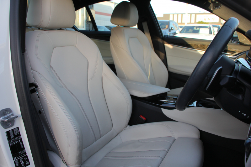 BMW 5シリーズ 523d Xdrive Mｽﾎﾟｰﾂ EDｼﾞｮｲﾌﾟﾗｽ 4WD LCI後期 ﾌｪｲｽﾘﾌﾄ後 1ｵｰﾅ ｱｲﾎﾞﾘｰﾚｻﾞｰ ﾊｰﾏﾝｶｰﾄﾞﾝｻﾗｳﾝﾄﾞ4ｿﾞｰﾝｴｱｺﾝ BMWﾗｲﾌﾞｺｯｸﾋﾟｯﾄ HUD 追従ACC ｽﾃｱﾘﾝｸﾞｻﾎﾟｰﾄ ｱﾀﾞﾌﾟﾃｨﾌﾞｻｽ Applecarplay 360度ｶﾒﾗ 2年保証