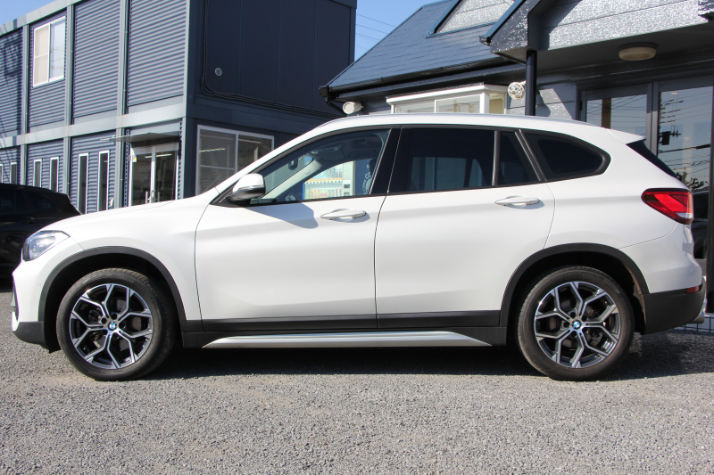 BMW X1 Xdrive18d Xﾗｲﾝ ﾊｲﾗｲﾝ ｾﾚｸﾄP 1ｵ-ﾅ LCI後期 ﾌｪｲｽﾘﾌﾄ後 ﾊﾟﾉﾗﾏｻﾝﾙｰﾌ ﾋｰﾀｰ茶革 追従ACC HUD 電動ｼｰﾄ Hi-fiｽﾋﾟｰｶｰ LEDﾍｯﾄﾞﾗｲﾄ 電動ﾄﾗﾝｸ ﾜｲﾔﾚｽ充電 ﾀｯﾁ画面ﾅﾋﾞ衝突軽減ﾌﾞﾚｰｷ 車線逸脱警告 歩行者警告 2年保証