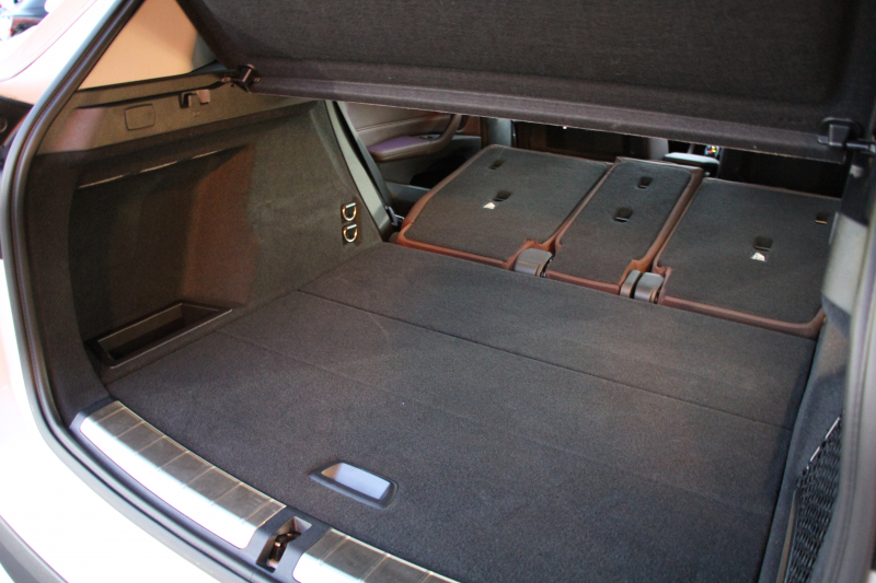 BMW X1 Xdrive18d Xﾗｲﾝ ﾊｲﾗｲﾝ ｾﾚｸﾄP 1ｵ-ﾅ LCI後期 ﾌｪｲｽﾘﾌﾄ後 ﾊﾟﾉﾗﾏｻﾝﾙｰﾌ ﾋｰﾀｰ茶革 追従ACC HUD 電動ｼｰﾄ Hi-fiｽﾋﾟｰｶｰ LEDﾍｯﾄﾞﾗｲﾄ 電動ﾄﾗﾝｸ ﾜｲﾔﾚｽ充電 ﾀｯﾁ画面ﾅﾋﾞ衝突軽減ﾌﾞﾚｰｷ 車線逸脱警告 歩行者警告 2年保証