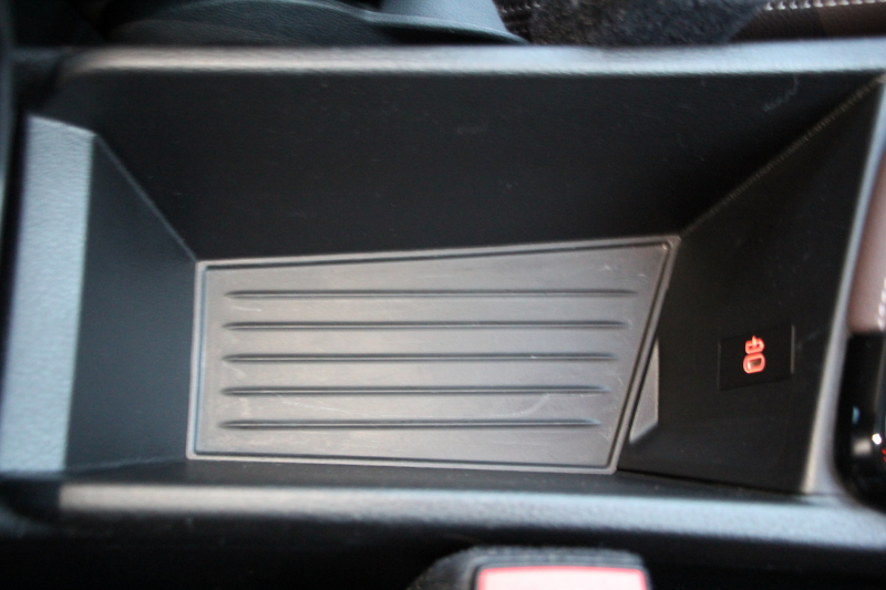 BMW X1 Xdrive18d Xﾗｲﾝ ﾊｲﾗｲﾝ ｾﾚｸﾄP 1ｵ-ﾅ LCI後期 ﾌｪｲｽﾘﾌﾄ後 ﾊﾟﾉﾗﾏｻﾝﾙｰﾌ ﾋｰﾀｰ茶革 追従ACC HUD 電動ｼｰﾄ Hi-fiｽﾋﾟｰｶｰ LEDﾍｯﾄﾞﾗｲﾄ 電動ﾄﾗﾝｸ ﾜｲﾔﾚｽ充電 ﾀｯﾁ画面ﾅﾋﾞ衝突軽減ﾌﾞﾚｰｷ 車線逸脱警告 歩行者警告 2年保証