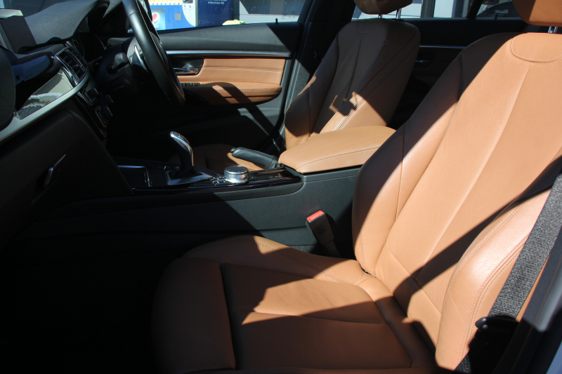 BMW 3シリーズ 320d Mｽﾎﾟｰﾂ ﾌｧｽﾄﾄﾗｯｸP LCI後期 ｻﾄﾞﾙﾌﾞﾗｳﾝﾚｻﾞｰ ｱﾀﾞﾌﾟﾃｨﾌﾞMｻｽ Mｽﾎﾟｰﾂﾌﾞﾚｰｷ 19AW HUD 追従ACC LEDﾍｯﾄﾞﾗｲﾄ LEDﾌｫｸﾞ&ﾃｰﾙ ﾌﾙｾｸﾞTV HDDﾅﾋﾞBluetooth接続 Bｶﾒﾗ ﾚｰﾝﾁｪﾝｼﾞ警告 衝突軽減ﾌﾞﾚｰｷ 2年保証