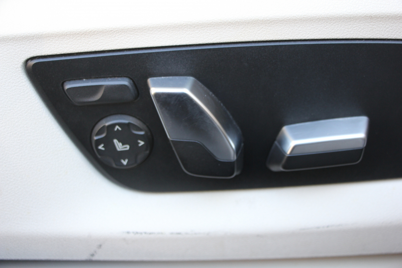 BMW 5シリーズ 523d Mｽﾎﾟｰﾂ ﾊｲﾗｲﾝ ﾃﾞﾋﾞｭｰP ｱｲﾎﾞﾘｰﾚｻﾞｰ HUD ｼﾞｪｽﾁｬｰC ｿﾌﾄｸﾛｰｽﾞﾄﾞｱ 追従ACC ｽﾃｱﾘﾝｸﾞｻﾎﾟｰﾄ ﾀｯﾁ画面HDDﾅﾋﾞTV 360度ｶﾒﾗ LEDﾍｯﾄﾞﾗｲﾄ ｵｰﾄﾊｲﾋﾞｰﾑ 電動ﾄﾗﾝｸ ｽﾏｰﾄｷｰ ﾊﾟﾄﾞﾙｼﾌﾄ 2年保証