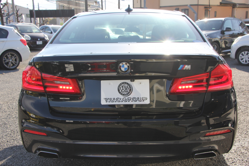 BMW 5シリーズ 530i ｴﾃﾞｨｼｮﾝﾐｯｼｮﾝｲﾝﾎﾟｯｼﾌﾞﾙ 特別仕様車 高出力 ﾅｲﾄﾌﾞﾙｰﾚｻﾞｰ ｱﾀﾞﾌﾟﾃｨﾌﾞMｻｽ HUD ﾊｰﾏﾝｶｰﾄﾞﾝ 追従ACC ｽﾃｱﾘﾝｸﾞｻﾎﾟｰﾄ ﾀｯﾁ画面HDDﾅﾋﾞTV LEDﾍｯﾄﾞﾗｲﾄ ｵｰﾄﾊｲﾋﾞｰﾑ 電動ﾘｱｹﾞｰﾄ 360度ｶﾒﾗ 全席ﾋｰﾀｰ ﾌﾞﾗｯｸ19AW 2年保証