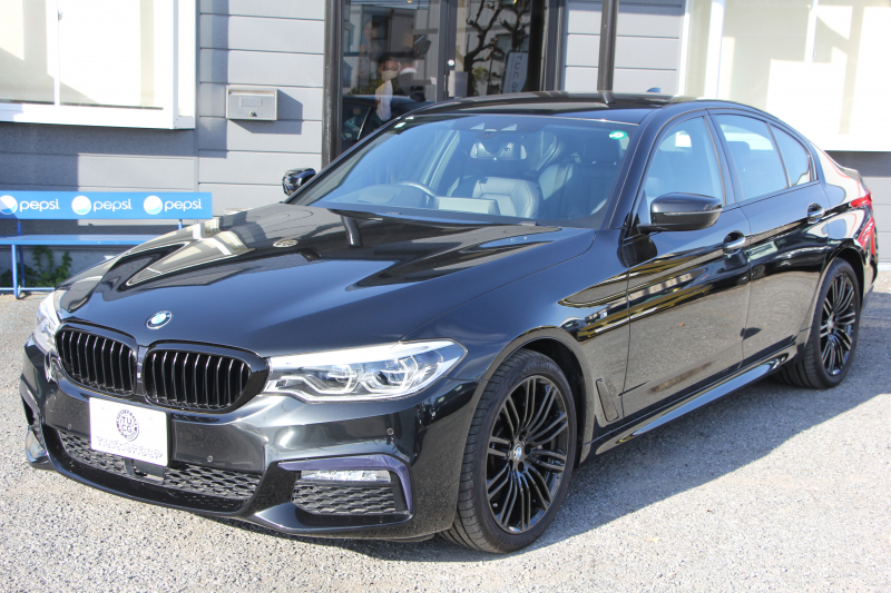 BMW 5シリーズ 530i ｴﾃﾞｨｼｮﾝﾐｯｼｮﾝｲﾝﾎﾟｯｼﾌﾞﾙ 特別仕様車 高出力 ﾅｲﾄﾌﾞﾙｰﾚｻﾞｰ ｱﾀﾞﾌﾟﾃｨﾌﾞMｻｽ HUD ﾊｰﾏﾝｶｰﾄﾞﾝ 追従ACC ｽﾃｱﾘﾝｸﾞｻﾎﾟｰﾄ ﾀｯﾁ画面HDDﾅﾋﾞTV LEDﾍｯﾄﾞﾗｲﾄ ｵｰﾄﾊｲﾋﾞｰﾑ 電動ﾘｱｹﾞｰﾄ 360度ｶﾒﾗ 全席ﾋｰﾀｰ ﾌﾞﾗｯｸ19AW 2年保証