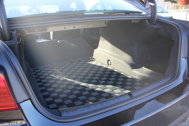 BMW 5シリーズ 530i ｴﾃﾞｨｼｮﾝﾐｯｼｮﾝｲﾝﾎﾟｯｼﾌﾞﾙ 特別仕様車 高出力 ﾅｲﾄﾌﾞﾙｰﾚｻﾞｰ ｱﾀﾞﾌﾟﾃｨﾌﾞMｻｽ HUD ﾊｰﾏﾝｶｰﾄﾞﾝ 追従ACC ｽﾃｱﾘﾝｸﾞｻﾎﾟｰﾄ ﾀｯﾁ画面HDDﾅﾋﾞTV LEDﾍｯﾄﾞﾗｲﾄ ｵｰﾄﾊｲﾋﾞｰﾑ 電動ﾘｱｹﾞｰﾄ 360度ｶﾒﾗ 全席ﾋｰﾀｰ ﾌﾞﾗｯｸ19AW 2年保証