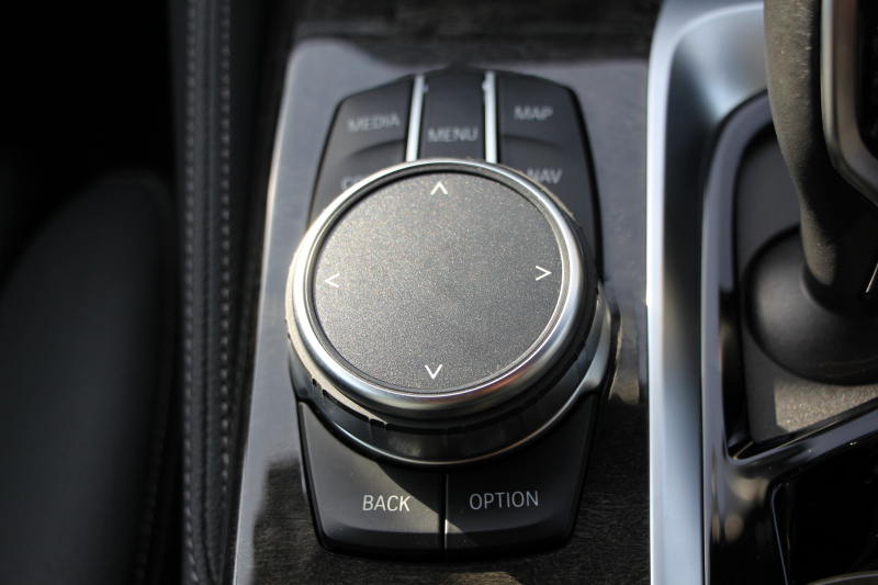 BMW 5シリーズ 523d Xdrive Mｽﾎﾟｰﾂ 新車保証R7年10月迄 4WD LCI後期 ﾌｪｲｽﾘﾌﾄ後 ﾋｰﾀｰ黒革 ｱﾀﾞﾌﾟﾃｨﾌﾞLED/H BMWﾗｲﾌﾞｺｯｸﾋﾟｯﾄ HUD 追従ACC ｽﾃｱﾘﾝｸﾞｻﾎﾟｰﾄ ｱﾀﾞﾌﾟﾃｨﾌﾞｻｽ 新iﾄﾞﾗｲﾌﾞHDDﾅﾋﾞApplecarplay対応 電動ﾄﾗﾝｸ 2年保証