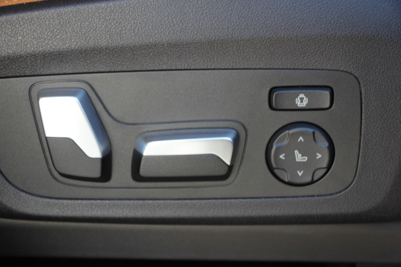 BMW X3 ﾐｯﾄﾞﾅｲﾄｴﾃﾞｨｼｮﾝ 限定車 1ｵｰﾅ Mｼｰﾄﾍﾞﾙﾄ 専用20ｲﾝﾁAW ｺﾆｬｯｸﾚｻﾞｰ ﾊｰﾏﾝｶｰﾄﾞﾝｻﾗｳﾝﾄﾞｱﾝﾋﾞｴﾝﾄﾗｲﾄ BMWﾗｲﾌﾞｺｯｸﾋﾟｯﾄ Applecarplay 新HDDﾅﾋﾞTV HUD 追従ACC ｽﾃｱﾘﾝｸﾞｻﾎﾟｰﾄ LEDﾍｯﾄﾞﾗｲﾄ 電動ﾄﾗﾝｸ 360度ｶﾒﾗ 2年保証