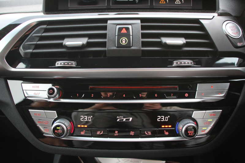 BMW X3 Xdrive20d Mｽﾎﾟｰﾂ ﾊｲﾗｲﾝ ｾﾚｸﾄP ﾊﾟﾉﾗﾏｻﾝﾙｰﾌ 全席ﾋｰﾀｰ黒革 ﾊｰﾏﾝｶｰﾄﾞﾝｻﾗｳﾝﾄﾞｵﾌﾟｼｮﾝ20AW ｱﾝﾋﾞｴﾝﾄﾗｲﾄ HUD 追従ACC ｽﾃｱﾘﾝｸﾞｻﾎﾟｰﾄ ﾀｯﾁ画面HDDﾅﾋﾞTV 360度ｶﾒﾗ LEDﾍｯﾄﾞﾗｲﾄ ｵｰﾄﾊｲﾋﾞｰﾑ 電動ﾄﾗﾝｸ 2年保証