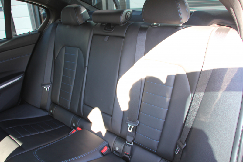 BMW 3シリーズ 320d Xdrive Mｽﾎﾟｰﾂ ﾃﾞﾋﾞｭｰ&ｲﾉﾍﾞｰｼｮﾝ&ｺﾝﾌｫｰﾄP ﾋｰﾀｰ黒革 ﾚｰｻﾞｰﾗｲﾄ HUD ｼﾞｪｽﾁｬｰｺﾝﾄﾛｰﾙ 19AW 電動ﾄﾗﾝｸ BMWﾗｲﾌﾞｺｯｸﾋﾟｯﾄ Applecarplay対応 追従ACC ｽﾃｱﾘﾝｸﾞｻﾎﾟｰﾄ 4本出しﾏﾌﾗｰｶｯﾀｰ ﾌﾛﾝﾄﾘｯﾌﾟ&ﾘｱﾃﾞｨﾌｭｰｻﾞｰ 2年保証