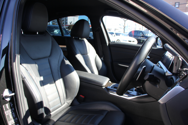 BMW 3シリーズ 320d Xdrive Mｽﾎﾟｰﾂ ﾃﾞﾋﾞｭｰ&ｲﾉﾍﾞｰｼｮﾝ&ｺﾝﾌｫｰﾄP ﾋｰﾀｰ黒革 ﾚｰｻﾞｰﾗｲﾄ HUD ｼﾞｪｽﾁｬｰｺﾝﾄﾛｰﾙ 19AW 電動ﾄﾗﾝｸ BMWﾗｲﾌﾞｺｯｸﾋﾟｯﾄ Applecarplay対応 追従ACC ｽﾃｱﾘﾝｸﾞｻﾎﾟｰﾄ 4本出しﾏﾌﾗｰｶｯﾀｰ ﾌﾛﾝﾄﾘｯﾌﾟ&ﾘｱﾃﾞｨﾌｭｰｻﾞｰ 2年保証