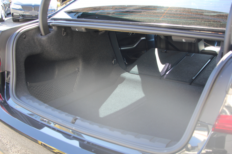 BMW 3シリーズ 320d Xdrive Mｽﾎﾟｰﾂ ﾃﾞﾋﾞｭｰ&ｲﾉﾍﾞｰｼｮﾝ&ｺﾝﾌｫｰﾄP ﾋｰﾀｰ黒革 ﾚｰｻﾞｰﾗｲﾄ HUD ｼﾞｪｽﾁｬｰｺﾝﾄﾛｰﾙ 19AW 電動ﾄﾗﾝｸ BMWﾗｲﾌﾞｺｯｸﾋﾟｯﾄ Applecarplay対応 追従ACC ｽﾃｱﾘﾝｸﾞｻﾎﾟｰﾄ 4本出しﾏﾌﾗｰｶｯﾀｰ ﾌﾛﾝﾄﾘｯﾌﾟ&ﾘｱﾃﾞｨﾌｭｰｻﾞｰ 2年保証