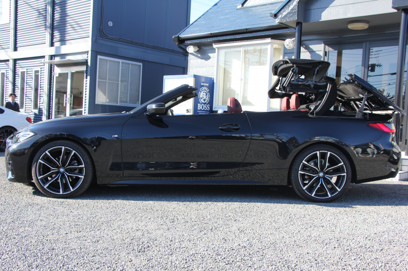 BMW 4シリーズ 420i ｶﾌﾞﾘｵﾚ Mｽﾎﾟｰﾂ 新車保証R7年7月迄 電動ｵｰﾌﾟﾝ ﾀｺﾗﾚｯﾄﾞﾚｻﾞｰ ｴｱｶﾗｰ ｵﾌﾟｼｮﾝ19AW 追従ACC ｽﾃｱﾘﾝｸﾞｻﾎﾟｰﾄ LEDﾍｯﾄﾞﾗｲﾄ ｵｰﾄﾊｲﾋﾞｰﾑ Applecarplay対応 HDDﾅﾋﾞPｱｼｽﾄ ｱﾝﾋﾞｴﾝﾄﾗｲﾄ 2年保証