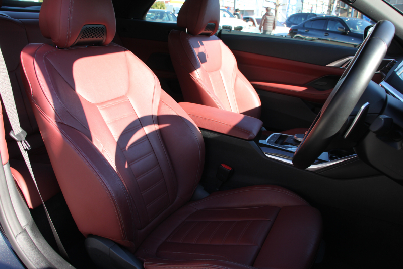 BMW 4シリーズ 420i ｶﾌﾞﾘｵﾚ Mｽﾎﾟｰﾂ 新車保証R7年7月迄 電動ｵｰﾌﾟﾝ ﾀｺﾗﾚｯﾄﾞﾚｻﾞｰ ｴｱｶﾗｰ ｵﾌﾟｼｮﾝ19AW 追従ACC ｽﾃｱﾘﾝｸﾞｻﾎﾟｰﾄ LEDﾍｯﾄﾞﾗｲﾄ ｵｰﾄﾊｲﾋﾞｰﾑ Applecarplay対応 HDDﾅﾋﾞPｱｼｽﾄ ｱﾝﾋﾞｴﾝﾄﾗｲﾄ 2年保証