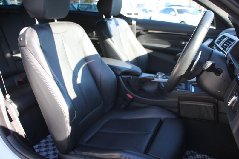 BMW 4シリーズ 435i ｸｰﾍﾟMｽﾎﾟｰﾂ LEDﾍｯﾄﾞﾗｲﾄ 直6ﾀｰﾎﾞ306馬力 N55B30Aｴﾝｼﾞﾝ  追従ACC HUD ﾋｰﾀｰ黒革 衝突軽減ﾌﾞﾚｰｷ 車線逸脱警告 歩行者警告 ﾌﾙｾｸﾞTV ﾀｯﾁﾊﾟｯﾄﾞ対応HDDﾅﾋﾞBluetooth接続 ｽﾏｰﾄｷｰ ﾊﾟﾄﾞﾙｼﾌﾄ 2年保証