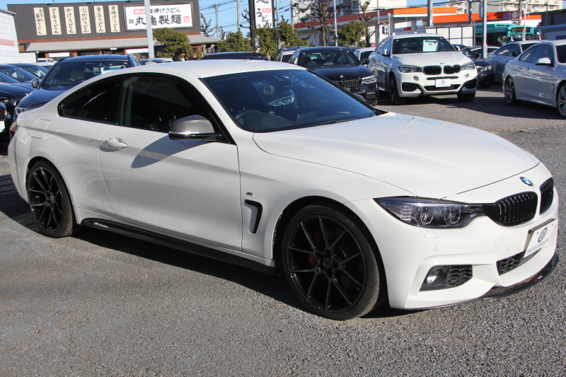 BMW 4シリーズ 435i ｸｰﾍﾟMｽﾎﾟｰﾂ LEDﾍｯﾄﾞﾗｲﾄ 直6ﾀｰﾎﾞ306馬力 N55B30Aｴﾝｼﾞﾝ  追従ACC HUD ﾋｰﾀｰ黒革 衝突軽減ﾌﾞﾚｰｷ 車線逸脱警告 歩行者警告 ﾌﾙｾｸﾞTV ﾀｯﾁﾊﾟｯﾄﾞ対応HDDﾅﾋﾞBluetooth接続 ｽﾏｰﾄｷｰ ﾊﾟﾄﾞﾙｼﾌﾄ 2年保証