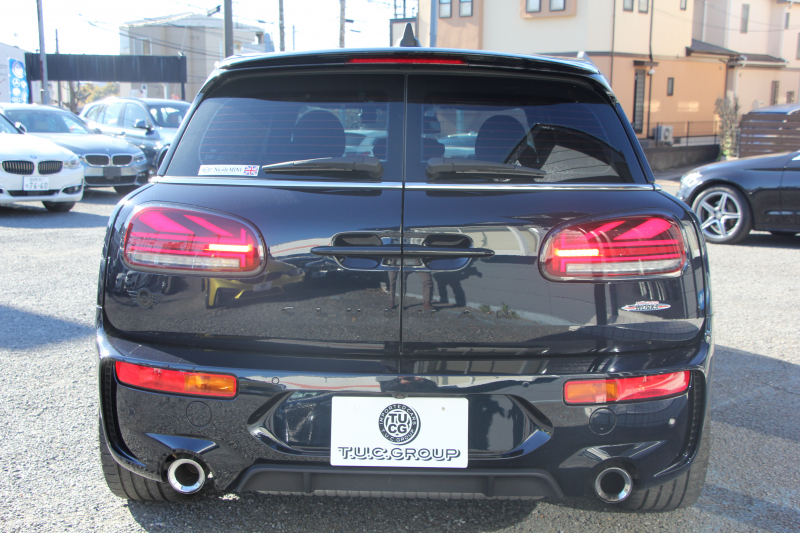 MINI(ミニ) ミニクラブマン MINI ｼﾞｮﾝｸｰﾊﾟｰﾜｰｸｽ ｸﾗﾌﾞﾏﾝ ALL4 後期 4WD 306馬力 新ｴﾝｼﾞﾝ MINIﾕｱｰｽﾞｽﾀｲﾘﾝｸﾞﾃﾞｨｽﾌﾟﾚｲﾒｰﾀｰ ﾋｰﾀｰ黒革 電動ｼｰﾄ 専用YoursｽﾀｲﾘﾝｸﾞPｱｼｽ HDDﾅﾋﾞ追従ACC HUD 衝突軽減ﾌﾞﾚｰｷ LEDﾍｯﾄﾞﾗｲﾄ&LEDﾃｰﾙ 2年保証