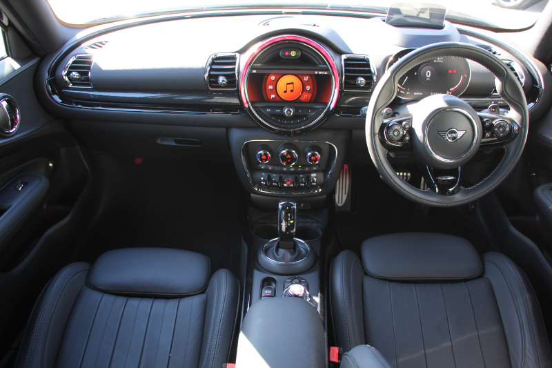 MINI(ミニ) ミニクラブマン MINI ｼﾞｮﾝｸｰﾊﾟｰﾜｰｸｽ ｸﾗﾌﾞﾏﾝ ALL4 後期 4WD 306馬力 新ｴﾝｼﾞﾝ MINIﾕｱｰｽﾞｽﾀｲﾘﾝｸﾞﾃﾞｨｽﾌﾟﾚｲﾒｰﾀｰ ﾋｰﾀｰ黒革 電動ｼｰﾄ 専用YoursｽﾀｲﾘﾝｸﾞPｱｼｽ HDDﾅﾋﾞ追従ACC HUD 衝突軽減ﾌﾞﾚｰｷ LEDﾍｯﾄﾞﾗｲﾄ&LEDﾃｰﾙ 2年保証