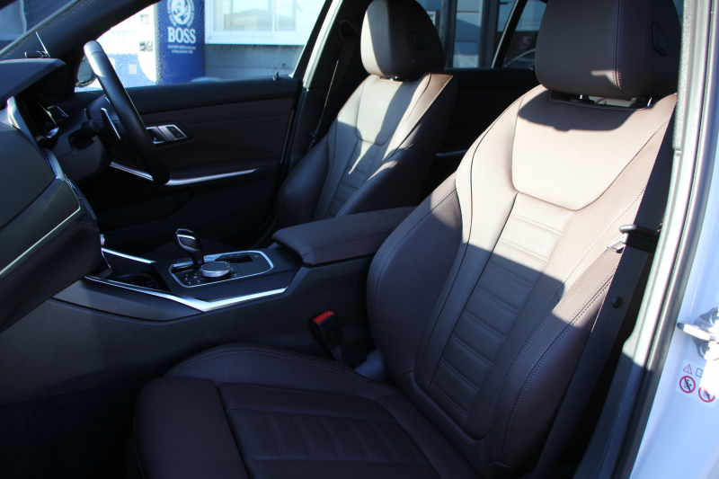 BMW 3シリーズ 320i Mｽﾎﾟｰﾂ ﾊｲﾗｲﾝ&ｺﾝﾌｫｰﾄP 1ｵﾅ ﾓｶﾌﾞﾗｳﾝﾚｻﾞｰ ｼｰﾄﾋｰﾀｰ ﾗﾝﾊﾞｰｻﾎﾟｰﾄ 追従ACC ｽﾃｱﾘﾝｸﾞｻﾎﾟｰﾄ BMWﾗｲﾌﾞｺｯｸﾋﾟｯﾄﾞｱｯﾌﾟﾙｶｰﾌﾟﾚｲ対応 ﾀｯﾁﾊﾟﾈﾙHDDﾅﾋﾞ電動ﾄﾗﾝｸ 後退ｱｼｽﾄ DｱｼｽﾄPRO 2年保証