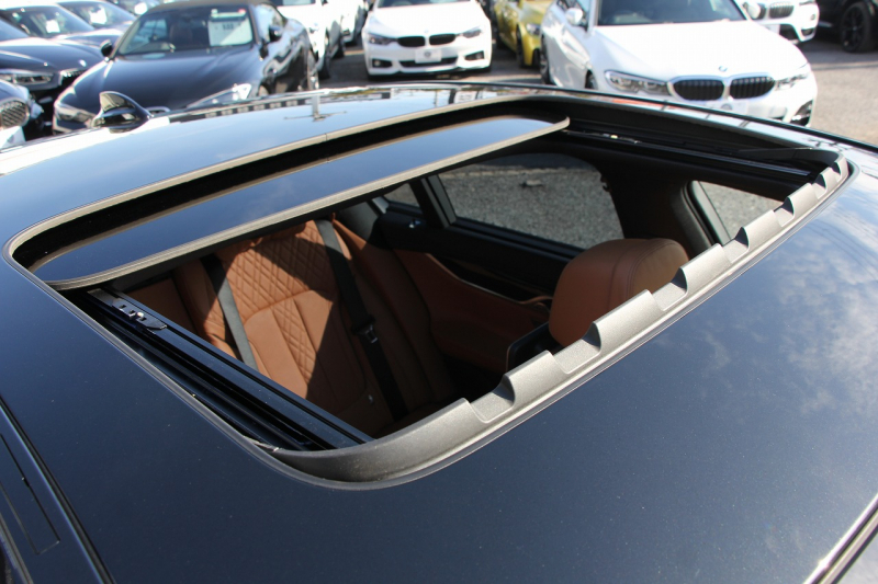 BMW 7シリーズ 740d Xdrive Mｽﾎﾟｰﾂ ﾘｱｺﾝﾌｫｰﾄP ﾘｱｴﾝﾀｰﾃｲﾒﾝﾄ ﾘｱﾓﾆﾀｰ ﾀｯﾁｺﾏﾝﾄﾞﾋｰﾄｺﾝﾌｫｰﾄP ｻﾝﾙｰﾌ ﾚｰｻﾞｰﾗｲﾄ ﾃﾞｨｽﾌﾟﾚｲｷｰ ﾘﾓｰﾄﾊﾟｰｷﾝｸﾞﾏｯｻｰｼﾞ&ﾍﾞﾝﾁﾚｰｼｮﾝ ｺﾆｬｯｸﾚｻﾞｰ 360度ｶﾒﾗ 4WD 3.0Lﾃﾞｨｰｾﾞﾙﾀｰﾎﾞ2年保証