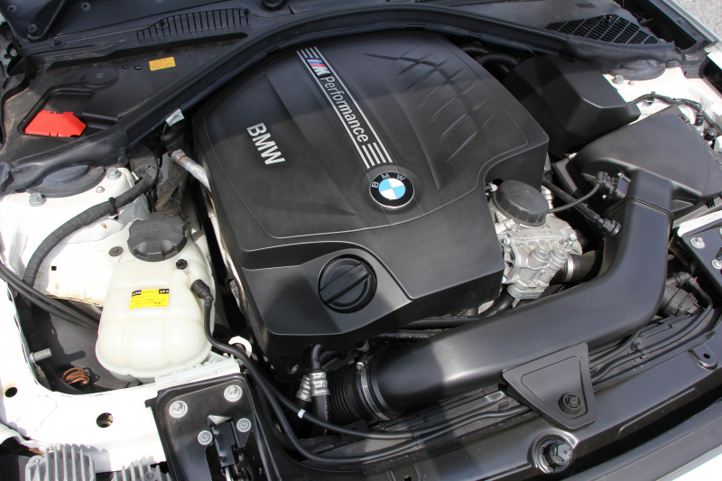 BMW 2シリーズ M235i ｸｰﾍﾟ1ｵﾅ 直6ﾀｰﾎﾞ326馬力 ｱﾀﾞﾌﾟﾃｨﾌﾞMｻｽ 専用ﾌﾞﾚｰｷ Bｶﾒﾗ&ﾘｱPDC 衝突軽減ﾌﾞﾚｰｷ 車線逸脱警告 歩行者警告 ﾌﾞﾚｰｷ付ｸﾙｺﾝ HDDﾅﾋﾞBluetooth接続 ｽﾏｰﾄｷｰ 18AW ﾊﾟﾄﾞﾙｼﾌﾄ 2年保証