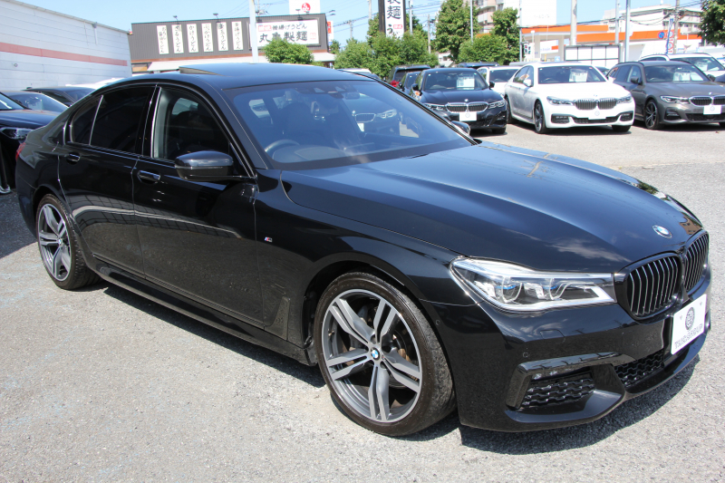 BMW 7シリーズ 740i Mｽﾎﾟｰﾂ ﾘｱｺﾝﾌｫｰﾄP ﾘｱｴﾝﾀｰﾃｲﾒﾝﾄ ﾘｱﾓﾆﾀｰ ﾀｯﾁｺﾏﾝﾄﾞﾋｰﾄｺﾝﾌｫｰﾄP ｻﾝﾙｰﾌ ﾚｰｻﾞｰﾗｲﾄ ﾃﾞｨｽﾌﾟﾚｲｷｰ ﾘﾓｰﾄﾊﾟｰｷﾝｸﾞ20AW ﾏｯｻｰｼﾞ&ﾍﾞﾝﾁﾚｰｼｮﾝ ﾌﾞﾗｯｸﾅｯﾊﾟﾚｻﾞｰ 360度ｶﾒﾗ 電動ﾄﾗﾝｸ HUD 追従ACC 2年保証