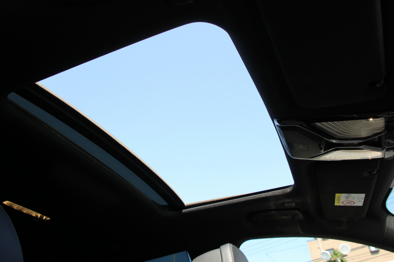 BMW 7シリーズ 740i Mｽﾎﾟｰﾂ ﾘｱｺﾝﾌｫｰﾄP ﾘｱｴﾝﾀｰﾃｲﾒﾝﾄ ﾘｱﾓﾆﾀｰ ﾀｯﾁｺﾏﾝﾄﾞﾋｰﾄｺﾝﾌｫｰﾄP ｻﾝﾙｰﾌ ﾚｰｻﾞｰﾗｲﾄ ﾃﾞｨｽﾌﾟﾚｲｷｰ ﾘﾓｰﾄﾊﾟｰｷﾝｸﾞ20AW ﾏｯｻｰｼﾞ&ﾍﾞﾝﾁﾚｰｼｮﾝ ﾌﾞﾗｯｸﾅｯﾊﾟﾚｻﾞｰ 360度ｶﾒﾗ 電動ﾄﾗﾝｸ HUD 追従ACC 2年保証