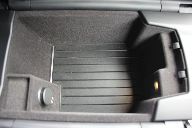 BMW 5シリーズ 530i Mｽﾎﾟｰﾂ ｺﾝﾌｫｰﾄP 型式変更後｢JR20｣ 252馬力 全席ﾋｰﾀｰ黒革 ｺﾝﾌｫｰﾄｼｰﾄ&ﾍﾞﾝﾁﾚｰｼｮﾝ ｿﾌﾄｸﾛｰｽﾞﾄﾞｱ HUD 追従ACC ｽﾃｱﾘﾝｸﾞｻﾎﾟｰﾄ 変更後全面液晶ﾒｰﾀｰ ﾀｯﾁ画面HDDﾅﾋﾞTV 360度ｶﾒﾗ 2年保証