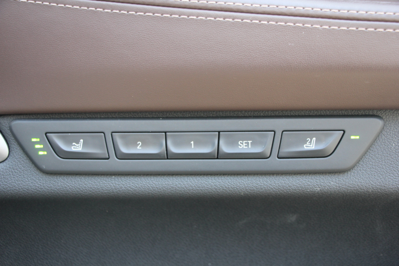 BMW 7シリーズ 750Li Mｽﾎﾟｰﾂ ﾘｱｺﾝﾌｫｰﾄPﾌﾟﾗｽ ﾛﾝｸﾞV8 450馬力 ｽｶｲﾗｳﾝｼﾞﾊﾟﾉﾗﾏｻﾝﾙｰﾌ 後席ﾓﾆﾀｰ ﾚｰｻﾞｰﾗｲﾄ ﾃﾞｨｽﾌﾟﾚｲｷｰ ﾘﾓｰﾄﾊﾟｰｷﾝｸﾞ全席ﾋｰﾀｰ茶革 ﾏｯｻｰｼﾞﾍﾞﾝﾁﾚｰｼｮﾝ 追従ACC HUD ｽﾃｱﾘﾝｸﾞｻﾎﾟｰﾄ 360度ｶﾒﾗ ﾀｯﾁ画面HDDﾅﾋﾞ2年保証