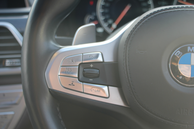 BMW 7シリーズ 750Li Mｽﾎﾟｰﾂ ﾘｱｺﾝﾌｫｰﾄPﾌﾟﾗｽ ﾛﾝｸﾞV8 450馬力 ｽｶｲﾗｳﾝｼﾞﾊﾟﾉﾗﾏｻﾝﾙｰﾌ 後席ﾓﾆﾀｰ ﾚｰｻﾞｰﾗｲﾄ ﾃﾞｨｽﾌﾟﾚｲｷｰ ﾘﾓｰﾄﾊﾟｰｷﾝｸﾞ全席ﾋｰﾀｰ茶革 ﾏｯｻｰｼﾞﾍﾞﾝﾁﾚｰｼｮﾝ 追従ACC HUD ｽﾃｱﾘﾝｸﾞｻﾎﾟｰﾄ 360度ｶﾒﾗ ﾀｯﾁ画面HDDﾅﾋﾞ2年保証