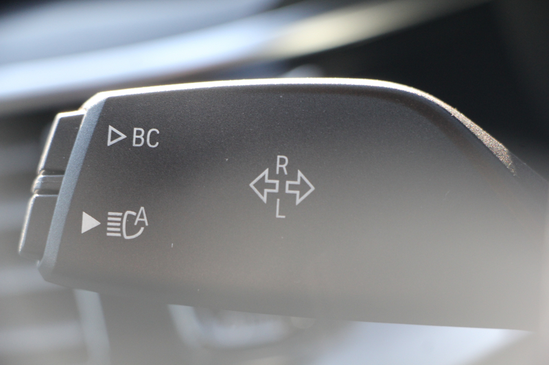 BMW 5シリーズ 523d Xdrive Mｽﾎﾟｰﾂ ｴﾃﾞｨｼｮﾝｼﾞｮｲﾌﾟﾗｽ 4WD LCI後期 ｾﾚｸﾄP ﾌｪｲｽﾘﾌﾄ後 ｻﾝﾙｰﾌ ﾊｰﾏﾝｶｰﾄﾞﾝｻﾗｳﾝﾄﾞﾋｰﾀｰ黒革 LEDﾍｯﾄﾞﾗｲﾄ BMWﾗｲﾌﾞｺｯｸﾋﾟｯﾄﾞApplecarplay対応 360度ｶﾒﾗ ｱﾝﾋﾞｴﾝﾄﾗｲﾄ 可変ｻｽﾍﾟﾝｼｮﾝ 2年保証