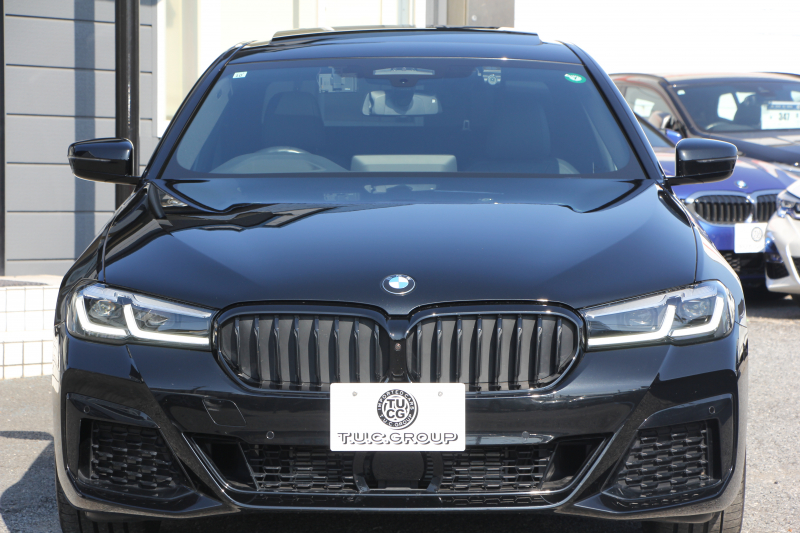 BMW 5シリーズ 523d Xdrive Mｽﾎﾟｰﾂ ｴﾃﾞｨｼｮﾝｼﾞｮｲﾌﾟﾗｽ 4WD LCI後期 ｾﾚｸﾄP ﾌｪｲｽﾘﾌﾄ後 ｻﾝﾙｰﾌ ﾊｰﾏﾝｶｰﾄﾞﾝｻﾗｳﾝﾄﾞﾋｰﾀｰ黒革 LEDﾍｯﾄﾞﾗｲﾄ BMWﾗｲﾌﾞｺｯｸﾋﾟｯﾄﾞApplecarplay対応 360度ｶﾒﾗ ｱﾝﾋﾞｴﾝﾄﾗｲﾄ 可変ｻｽﾍﾟﾝｼｮﾝ 2年保証