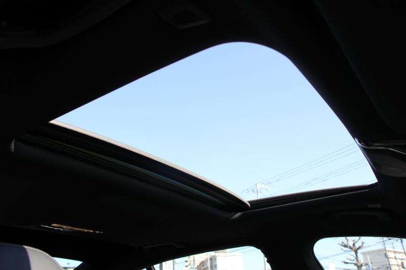 BMW 7シリーズ 740i Mｽﾎﾟｰﾂ ｲﾉﾍﾞｰｼｮﾝP LCI後期 ﾌｪｲｽﾘﾌﾄ後 ｻﾝﾙｰﾌ ﾚｰｻﾞｰﾗｲﾄ 全席ﾋｰﾀｰ黒革 ﾍﾞﾝﾁﾚｰｼｮﾝ ｿﾌﾄｸﾛｰｽﾞﾄﾞｱ BMW ﾗｲﾌﾞｺｯｸﾋﾟｯﾄﾞApplecarplay対応 追従ACC ｽﾃｱﾘﾝｸﾞｻﾎﾟｰﾄ HUD ﾊｰﾏﾝｶｰﾄﾞﾝｻﾗｳﾝﾄﾞ真珠色 2年保証