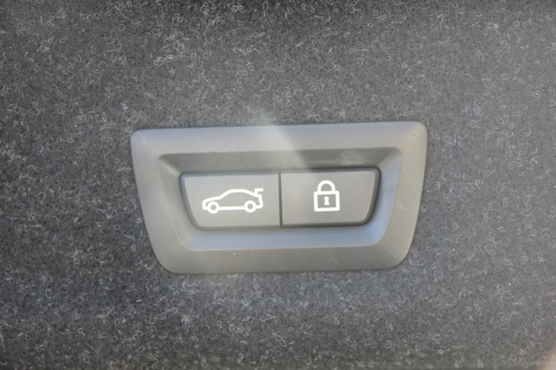 BMW 3シリーズ 330i Mｽﾎﾟｰﾂ ﾊｲﾗｲﾝ ｺﾝﾌｫｰﾄP 高出力 258馬力 ﾋｰﾀｰ黒革 ﾗﾝﾊﾞｰｻﾎﾟｰﾄ 追従ACC ｽﾃｱﾘﾝｸﾞｻﾎﾟｰﾄ HUD Pｱｼｽﾄﾌﾟﾗｽ 360度ｶﾒﾗ 後退ｱｼｽﾄ ｵﾌﾟｼｮﾝ19AW 第7世代iﾄﾞﾗｲﾌﾞHDDﾅﾋﾞApplecarplay 追従ACC 電動ﾄﾗﾝｸ Mｽﾎﾟｰﾂﾌﾞﾚｰｷ 2年保証