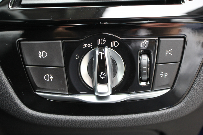 BMW 5シリーズ 523d ﾗｸﾞｼﾞｭｱﾘｰ ｺﾝﾌｫｰﾄP 全ﾋｰﾀｰ黒革 ﾌﾛﾝﾄﾍﾞﾝﾁﾚｰｼｮﾝ&ﾏｯｻｰｼﾞ ｿﾌﾄｸﾛｰｽﾞﾄﾞｱ 追ACC HUD ｽﾃｱｻﾎﾟｰﾄ LEDﾍｯﾄﾞﾗｲﾄ ｵｰﾄﾊｲﾋﾞｰﾑ ﾀｯﾁ画面HDDﾅﾋﾞTV 360度ｶﾒﾗ 電動ﾄﾗﾝｸ ｽﾏｰﾄｷｰ ｱﾝﾋﾞｴﾝﾄﾗｲﾄ ｸﾛｰﾑﾗｲﾝ 2年保証