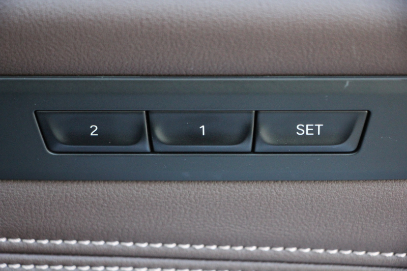 BMW 5シリーズ 523d Xdrive Mｽﾎﾟｰﾂ ｴﾃﾞｨｼｮﾝｼﾞｮｲﾌﾟﾗｽ ｴｸｽｸﾙｰｼﾌﾞﾅｯﾊﾟﾚｻﾞｰP 後期 ｻﾝﾙｰﾌ EXCﾓｶﾅｯﾊﾟﾚｻﾞｰ 全席ｼｰﾄﾋｰﾀｰ LEDﾍｯﾄﾞﾗｲﾄ ｱﾀﾞﾌﾟﾃｨﾌﾞｻｽ BMWﾗｲﾌﾞｺｯｸﾋﾟｯﾄ HUD 追従ACC ｽﾃｱﾘﾝｸﾞｻﾎﾟｰﾄ Applecarplay ﾜｲﾔﾚｽC 2年保証