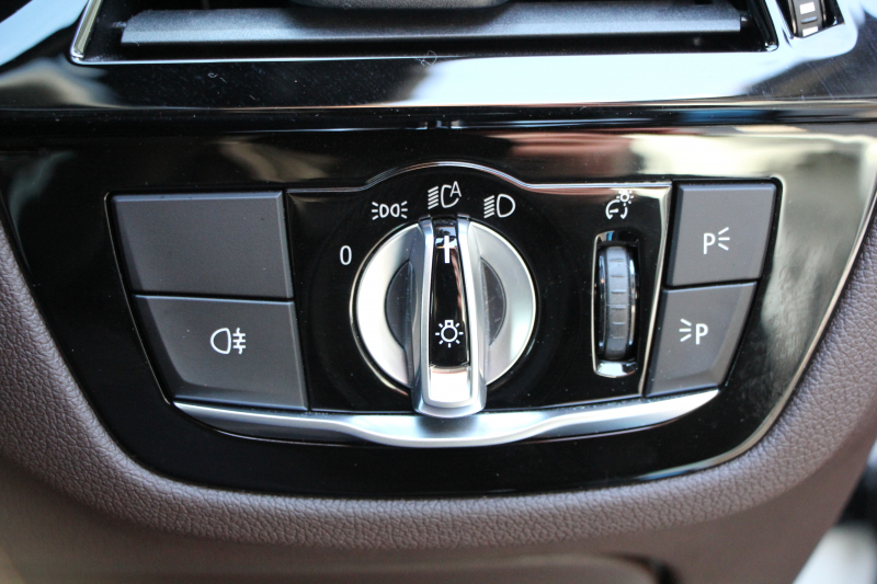 BMW 5シリーズ 523d Xdrive Mｽﾎﾟｰﾂ ｴﾃﾞｨｼｮﾝｼﾞｮｲﾌﾟﾗｽ ｴｸｽｸﾙｰｼﾌﾞﾅｯﾊﾟﾚｻﾞｰP 後期 ｻﾝﾙｰﾌ EXCﾓｶﾅｯﾊﾟﾚｻﾞｰ 全席ｼｰﾄﾋｰﾀｰ LEDﾍｯﾄﾞﾗｲﾄ ｱﾀﾞﾌﾟﾃｨﾌﾞｻｽ BMWﾗｲﾌﾞｺｯｸﾋﾟｯﾄ HUD 追従ACC ｽﾃｱﾘﾝｸﾞｻﾎﾟｰﾄ Applecarplay ﾜｲﾔﾚｽC 2年保証