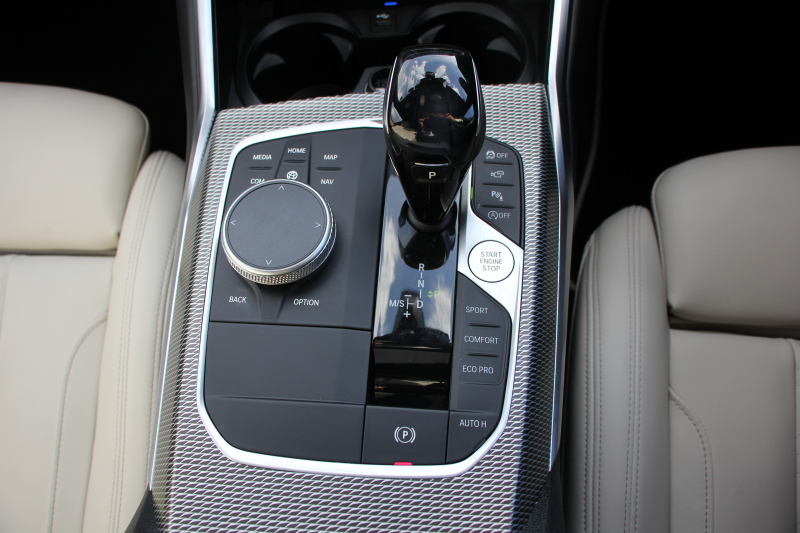 BMW 3シリーズ 320d Xdrive ﾂｰﾘﾝｸﾞMｽﾎﾟｰﾂ individualｶﾗｰ&ﾒﾘﾉﾚｻﾞｰ ｲﾉﾍﾞｰｼｮﾝ&ｻｳﾝﾄﾞP ﾚｰｻﾞｰﾗｲﾄ ｼﾞｪｽﾁｬｰｺﾝﾄﾛｰﾙ HUD ﾊｰﾏﾝｶｰﾄﾞﾝｻｳﾝﾄﾞﾌﾙｾｸﾞTV ｱｺｰｽﾃｨｯｸｶﾞﾗｽ 追従ACC ｽﾃｱﾘﾝｸﾞｻﾎﾟｰﾄ ｵﾌﾟｼｮﾝ19AW 360度ｶﾒﾗ 電動ﾄﾗﾝｸ 2年保証